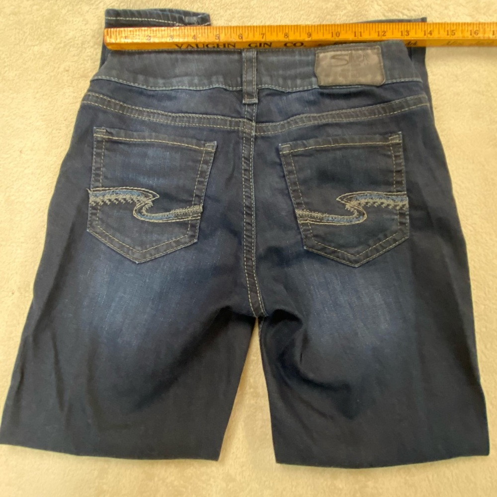 Levi’s Silver SUKI Super Stretchy Ankle Skinny Jeans W28 L26 size 2